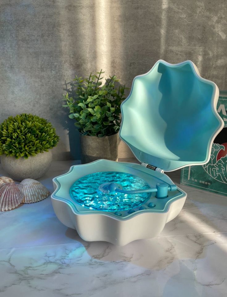 Shell Lamp with Bluetooth Speaker